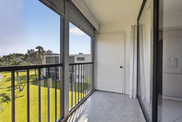 5340 Las Verdes Circle 307, Delray Beach, FL 33484