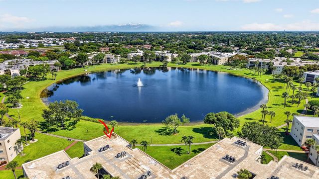 5340 Las Verdes Circle 307, Delray Beach, FL 33484