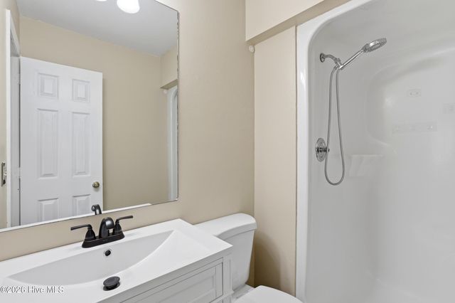1299 Wellington Avenue, Wilmington, NC 28401