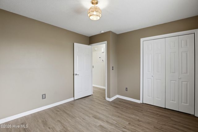 1299 Wellington Avenue, Wilmington, NC 28401
