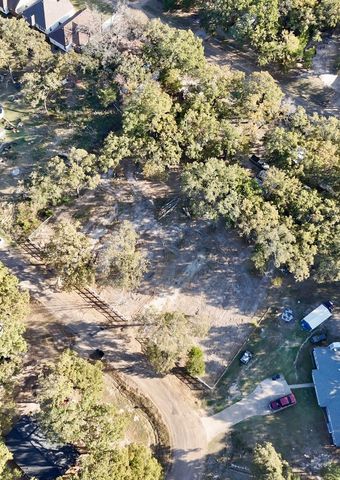 127 Pierce Drive, Mabank, TX 75156