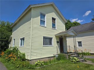 37 Pulaski Street, Auburn, NY 13021