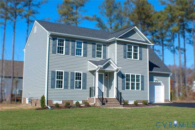 8249 Reedy Knoll Dr, Ampthill, VA 23237