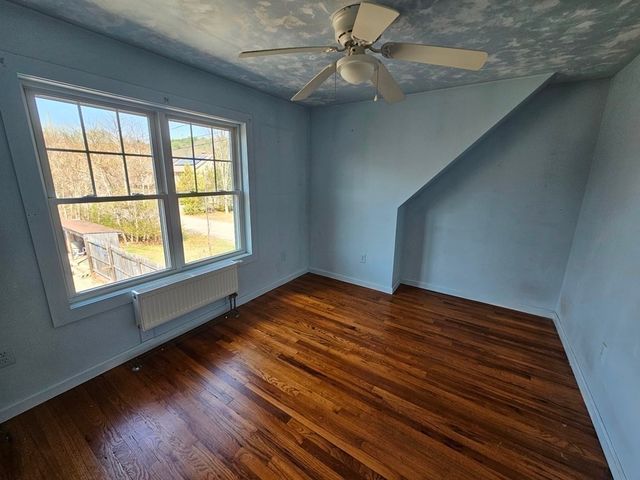 4 Stewart Ave, Monson, MA 01057