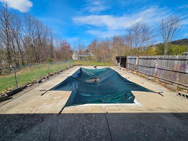 4 Stewart Ave, Monson, MA 01057