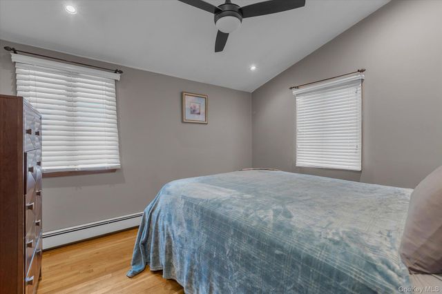 9 Lauren Avenue, Dix Hills, NY 11746