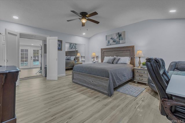 9 Lauren Avenue, Dix Hills, NY 11746