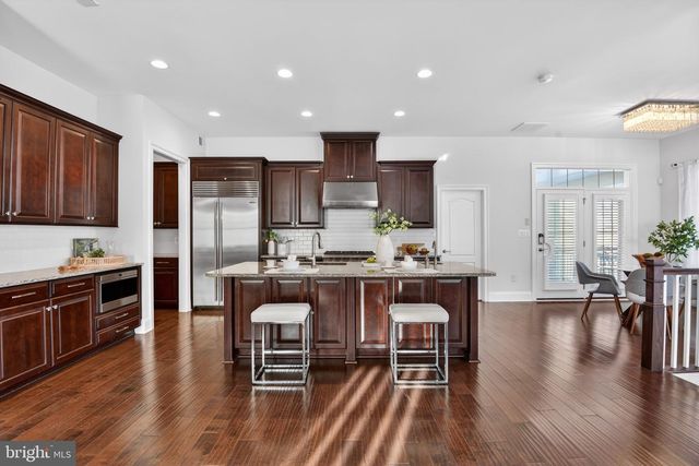 24814 BARRINGTON GROVE CT, Aldie, VA 20105