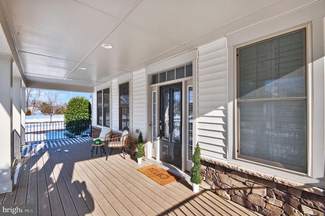 24814 BARRINGTON GROVE CT, Aldie, VA 20105