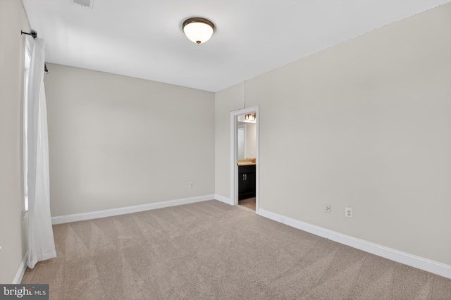 24814 BARRINGTON GROVE CT, Aldie, VA 20105