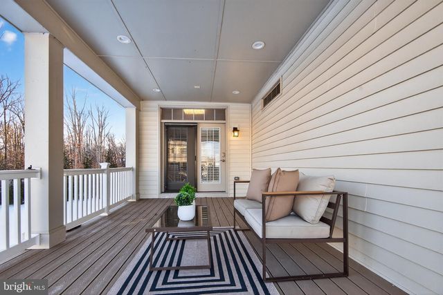 24814 BARRINGTON GROVE CT, Aldie, VA 20105