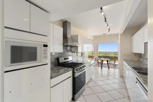 2326 Rue Adriane, La Jolla, CA 92037