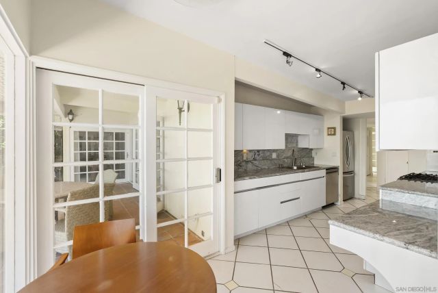 2326 Rue Adriane, La Jolla, CA 92037