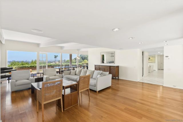 2326 Rue Adriane, La Jolla, CA 92037