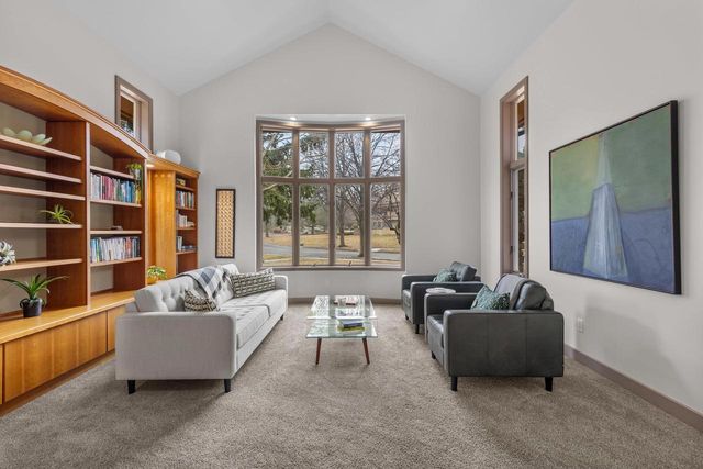 49 Chequamegon Bay, Madison, WI 53719