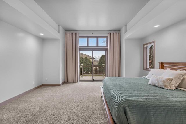 49 Chequamegon Bay, Madison, WI 53719