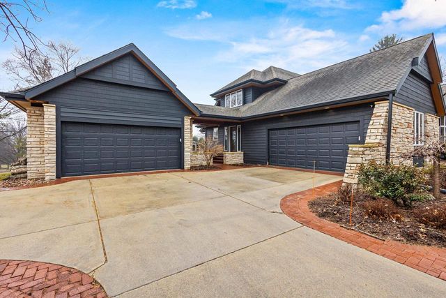 49 Chequamegon Bay, Madison, WI 53719