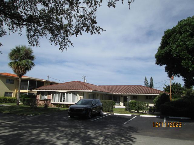 1911 NE 27th Court 1-3, Lighthouse Point, FL 33064