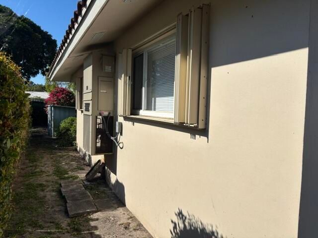 1911 NE 27th Court 1-3, Lighthouse Point, FL 33064