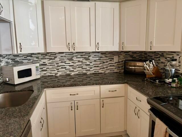 1911 NE 27th Court 1-3, Lighthouse Point, FL 33064