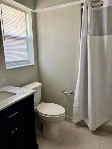 1911 NE 27th Court 1-3, Lighthouse Point, FL 33064