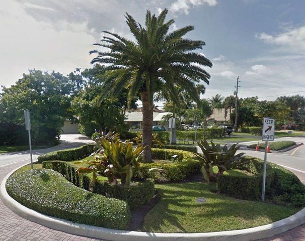 1911 NE 27th Court 1-3, Lighthouse Point, FL 33064