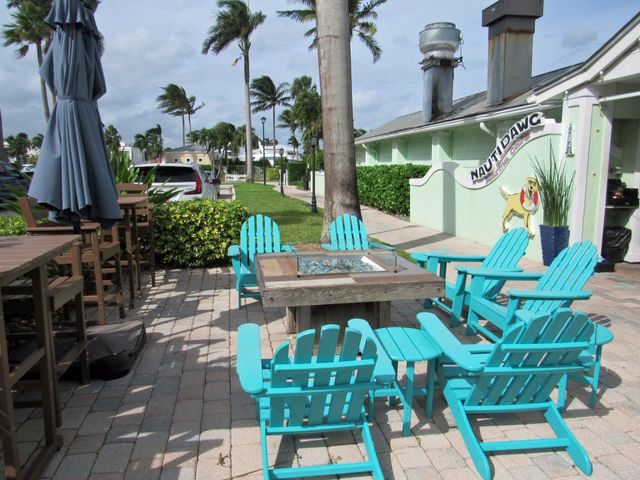 1911 NE 27th Court 1-3, Lighthouse Point, FL 33064