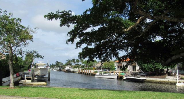 1911 NE 27th Court 1-3, Lighthouse Point, FL 33064