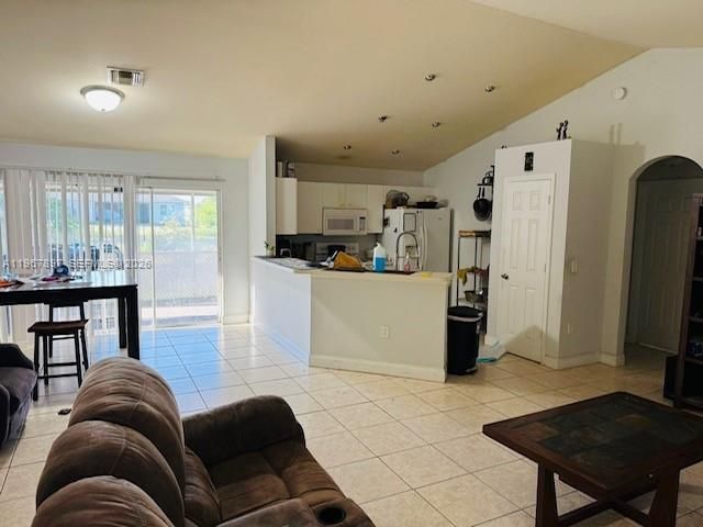 5104 BEAUTY ST, Lehigh Acres, FL 33971