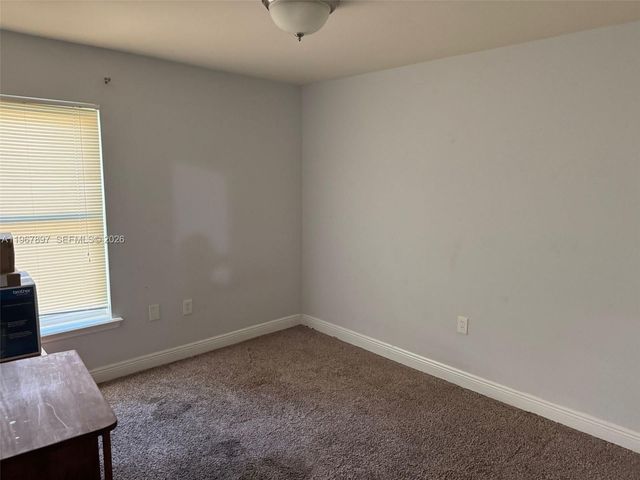 5104 BEAUTY ST, Lehigh Acres, FL 33971