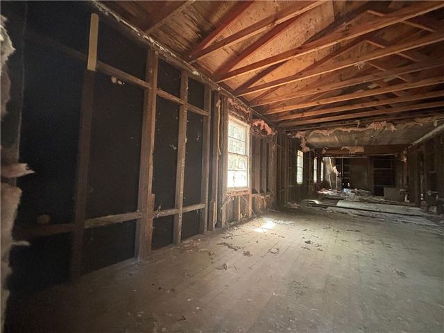 121 Hasty NE Road, Rome, GA 30161