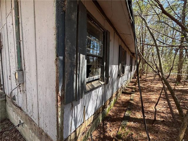 121 Hasty NE Road, Rome, GA 30161