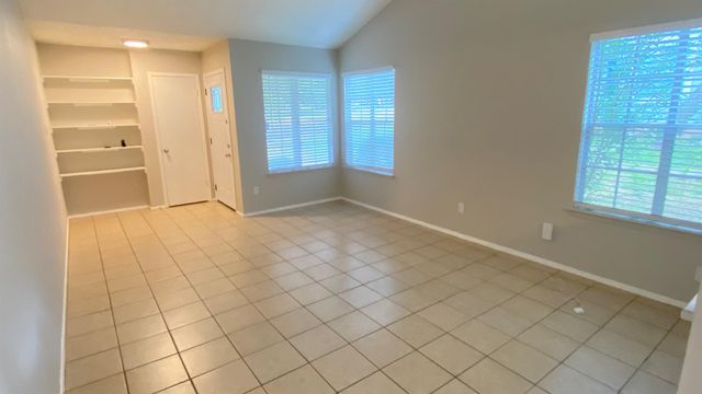 12404 Coronet ST A, Austin, TX 78727