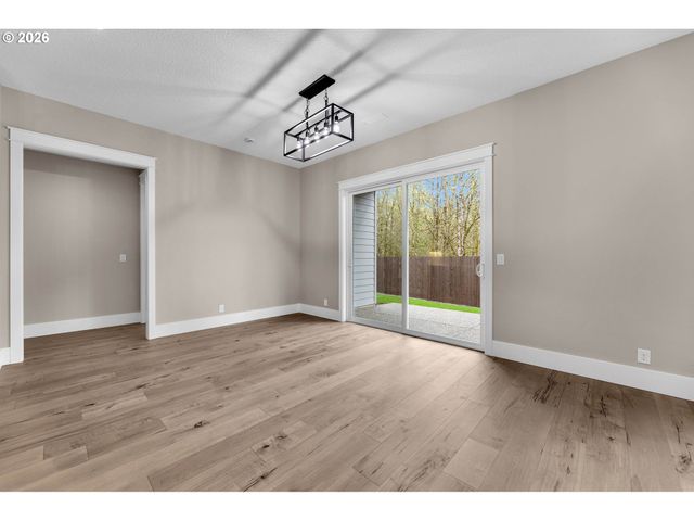 16221 Ne 180TH St, Brush Prairie, WA 98606