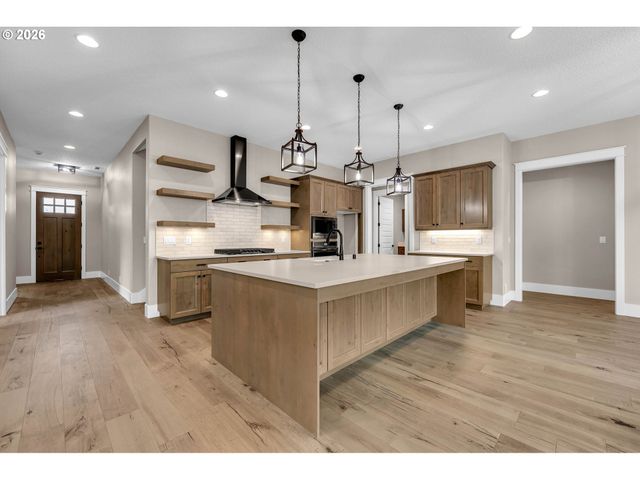 16221 Ne 180TH St, Brush Prairie, WA 98606