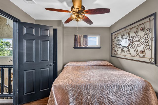 360 Pop Noah Road, Collinsville, TX 76233