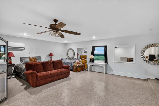 360 Pop Noah Road, Collinsville, TX 76233