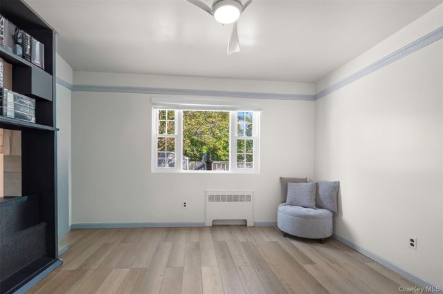 111 Woodside Avenue, Freeport, NY 11520