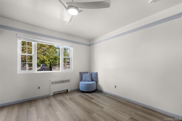 111 Woodside Avenue, Freeport, NY 11520