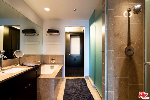 6250 Hollywood Boulevard 6G, Los Angeles, CA 90028