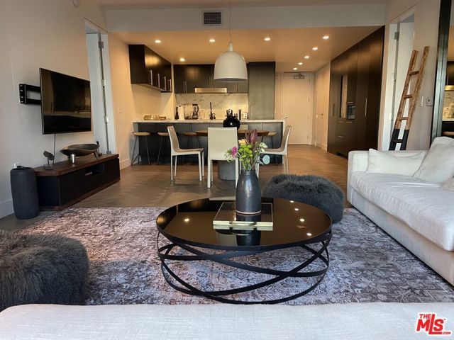 6250 Hollywood Boulevard 6G, Los Angeles, CA 90028