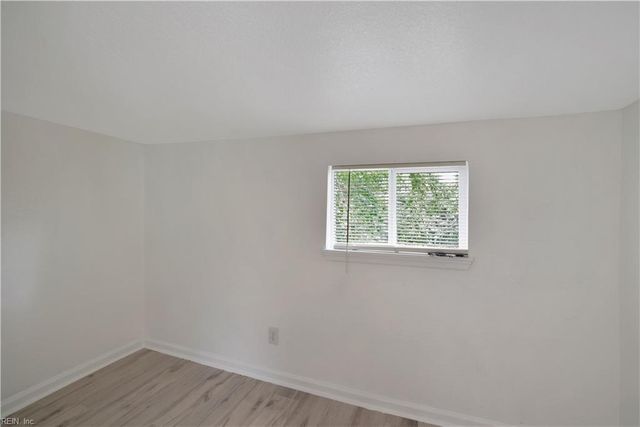 306 Wellons ST, Suffolk, VA 23434