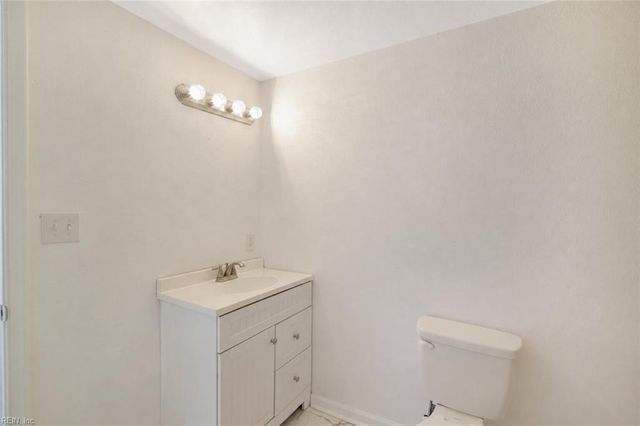 306 Wellons ST, Suffolk, VA 23434