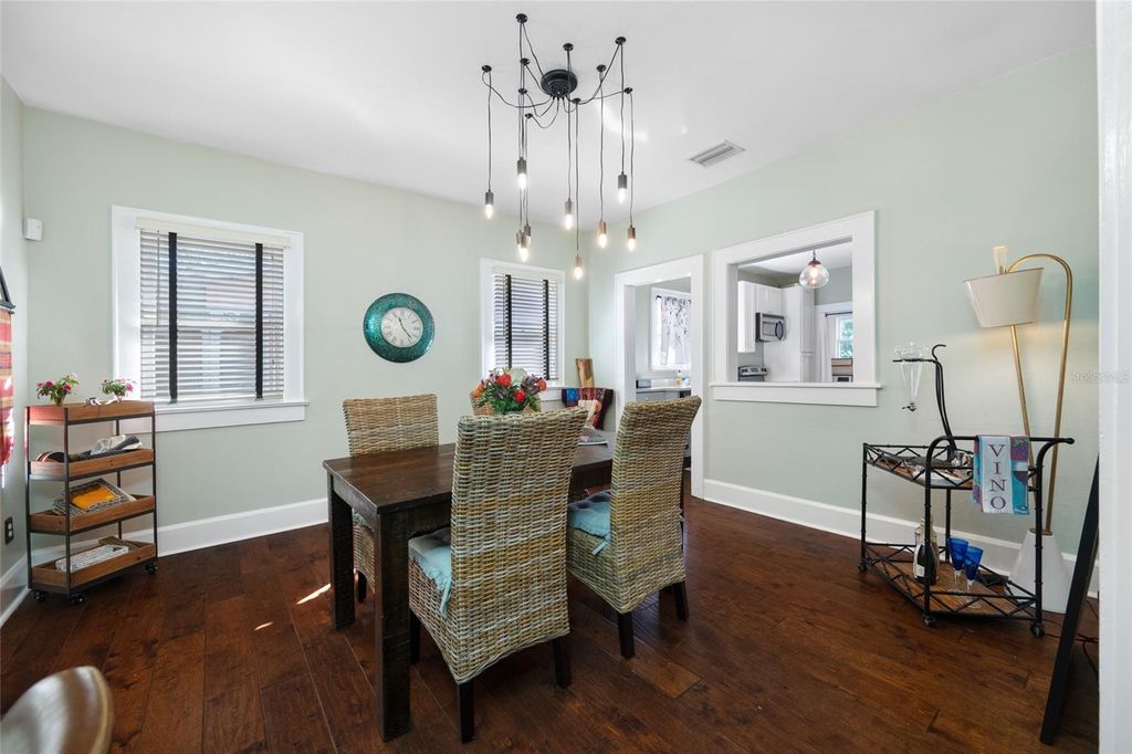 Image 13 of property listing at 1101 GRANADA STREET, Clearwater, FL 33755