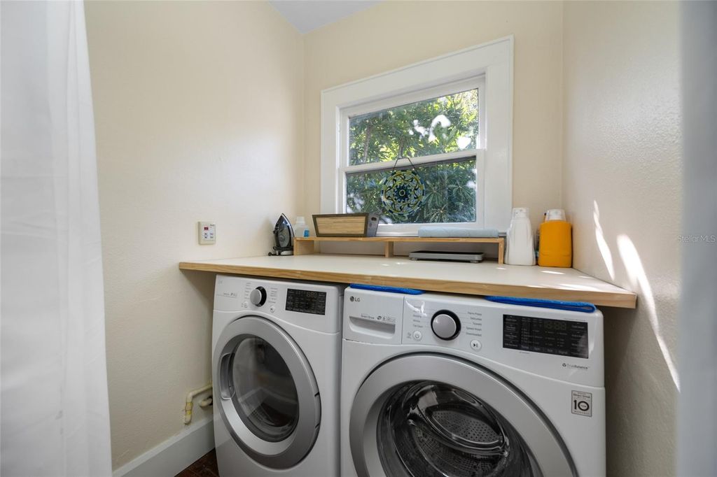 Image 18 of property listing at 1101 GRANADA STREET, Clearwater, FL 33755