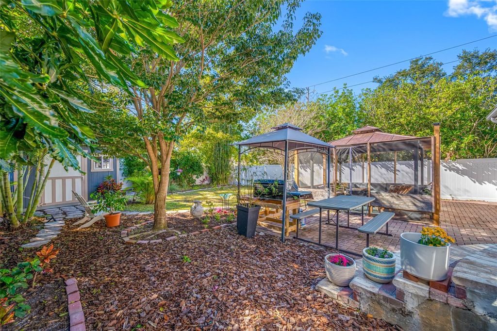 Image 42 of property listing at 1101 GRANADA STREET, Clearwater, FL 33755