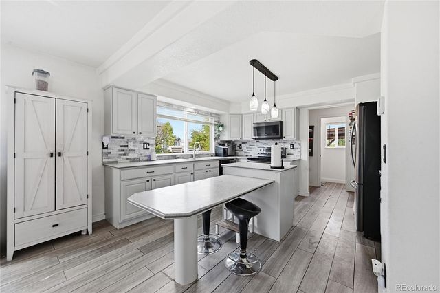 4335 Lyndenwood Point, Highlands Ranch, CO 80130