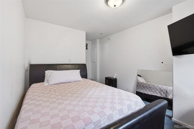 4335 Lyndenwood Point, Highlands Ranch, CO 80130