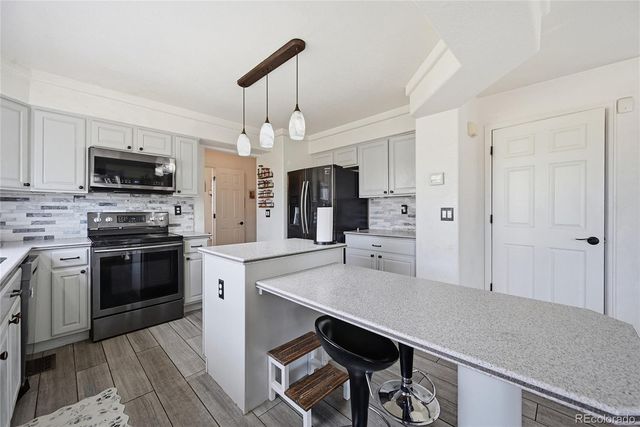 4335 Lyndenwood Point, Highlands Ranch, CO 80130