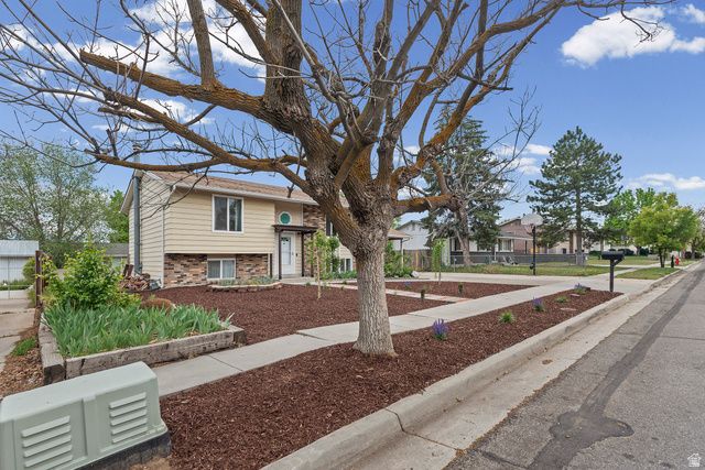 5997 S GINGER ST, Taylorsville, UT 84129